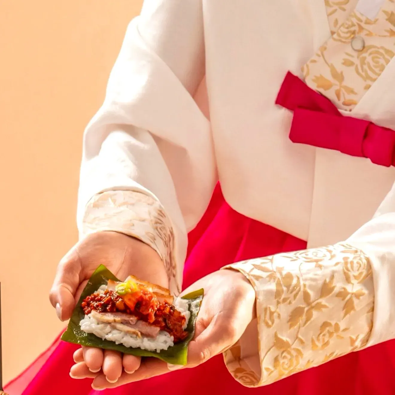 Xinluominzu Cuisine