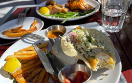 Teddy's By the Sea