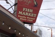 Tony's Smokehouse & Cannery购物图片