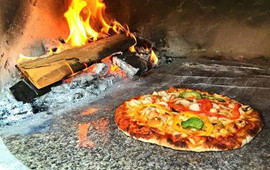 Pizza House by Somprasong guesthouse