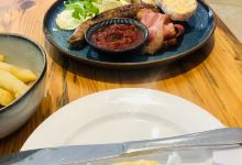 True Living美食图片