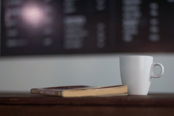 Lucano Coffee & Books