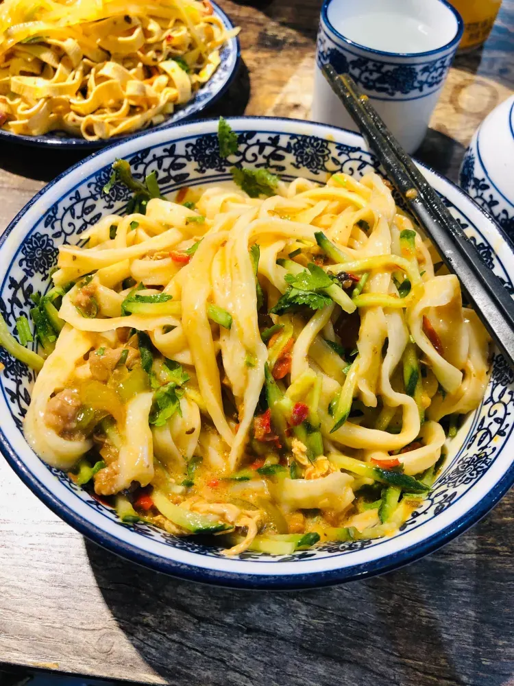 德人手擀面(绿地店)
