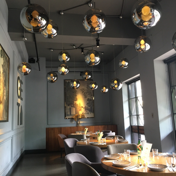 Go eat tapas dining Bar