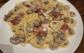 Honey Bee Bakery & Pizzeria
