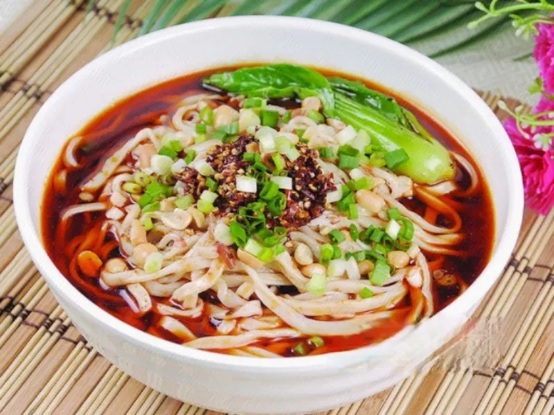 萧麻面馆