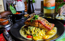 Mezza Luna Trattoria餐厅图片