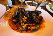 The Rickhouse Restaurant & Lounge美食图片