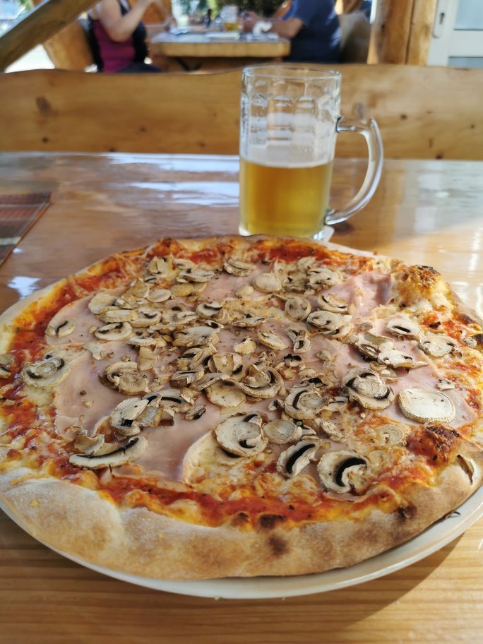 Pizzeria Deluxe餐厅图片