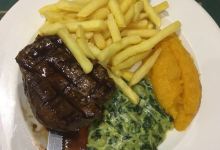 Steak Out Grills美食图片