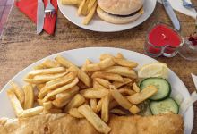 Elliotts Restaurant & Coastguard Fish & Chips美食图片