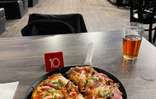 AJ's Stone Oven American Pizzeria餐厅图片