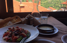 To Archontiko(view of pindos)餐厅图片
