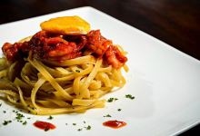 Beer & Barrel Kitchen n' Lounge美食图片