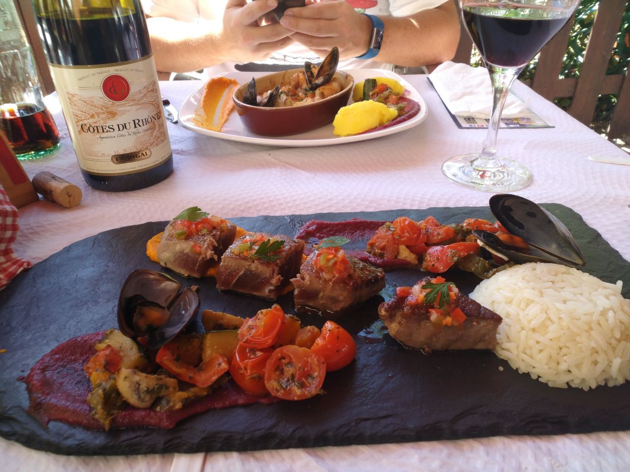 Petit Bistro Tarifa餐厅图片