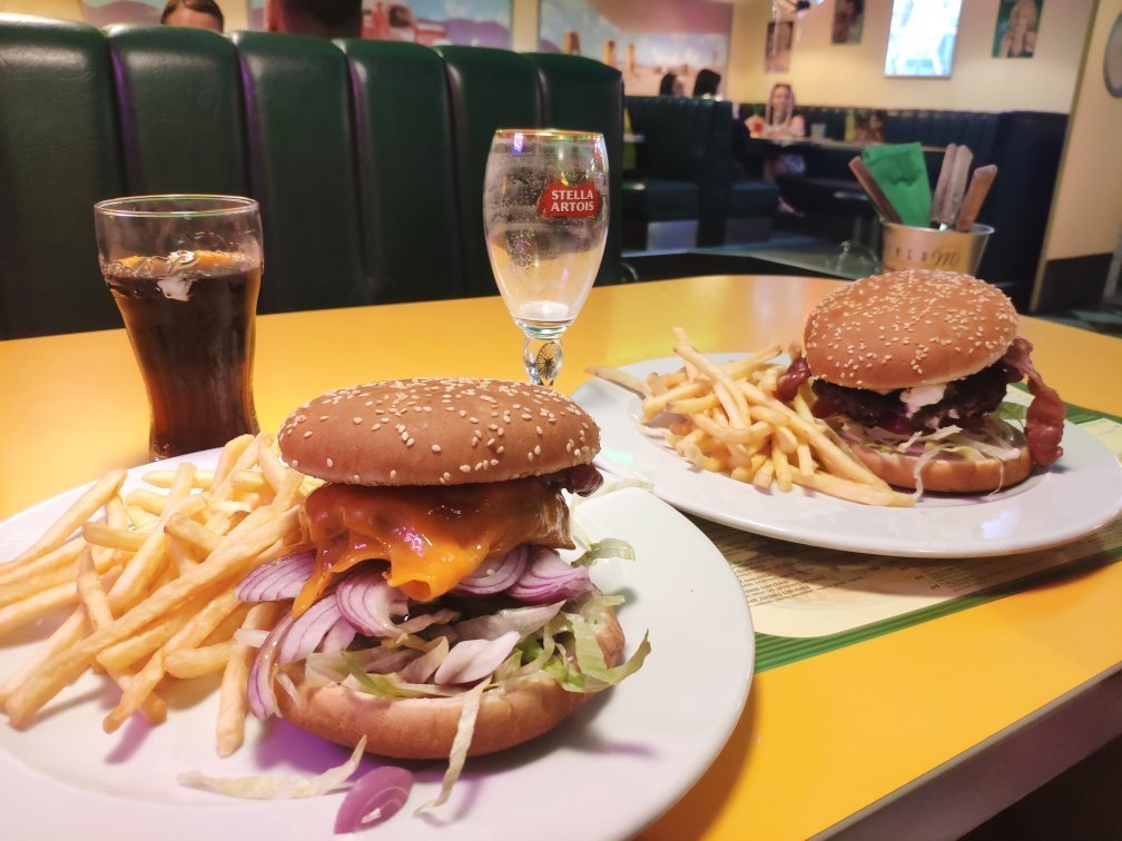 Diner M
