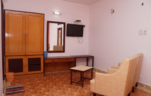Hotel Raaj Bhaavan餐厅图片