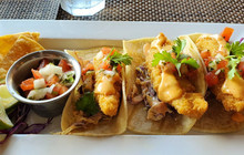 Kitchen 5315 Restaurant & Tiki Bar餐厅图片