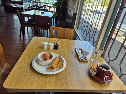 Piccolo Cafe