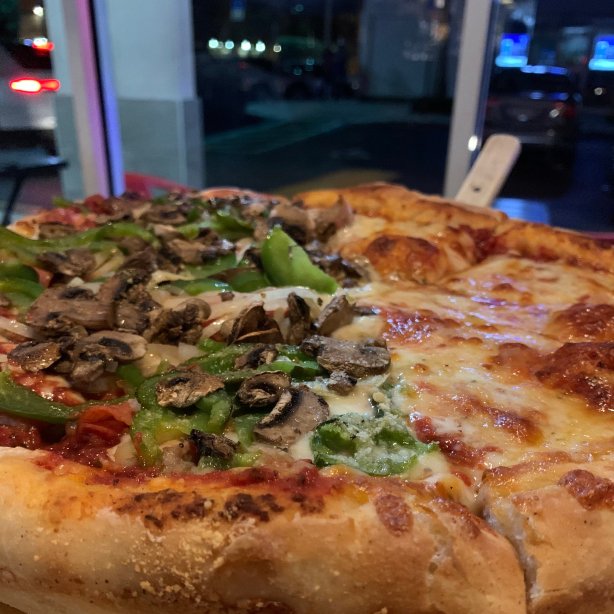 Capone's Italian Pizzeria