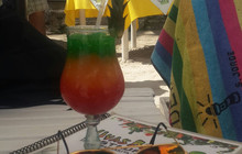 UVAS BEACH RESTAURANT餐厅图片