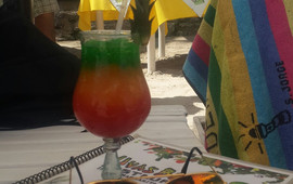 UVAS BEACH RESTAURANT