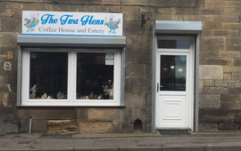 Twa Hens