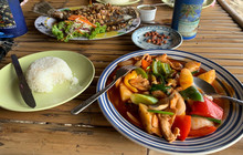 Bee Happy Restaurant餐厅图片