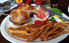 Doe's Eat Place