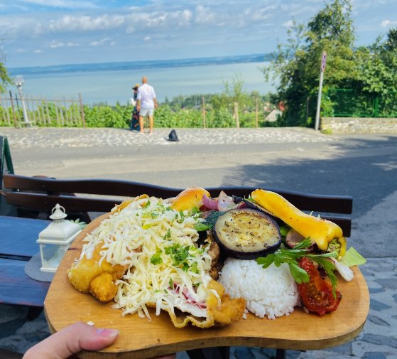 Rozsako Borpince Restaurant