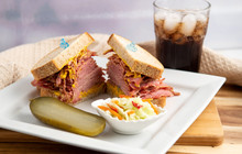Corn Beef Hut餐厅图片
