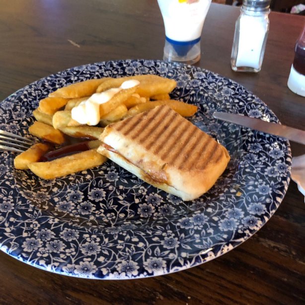 The George Inn