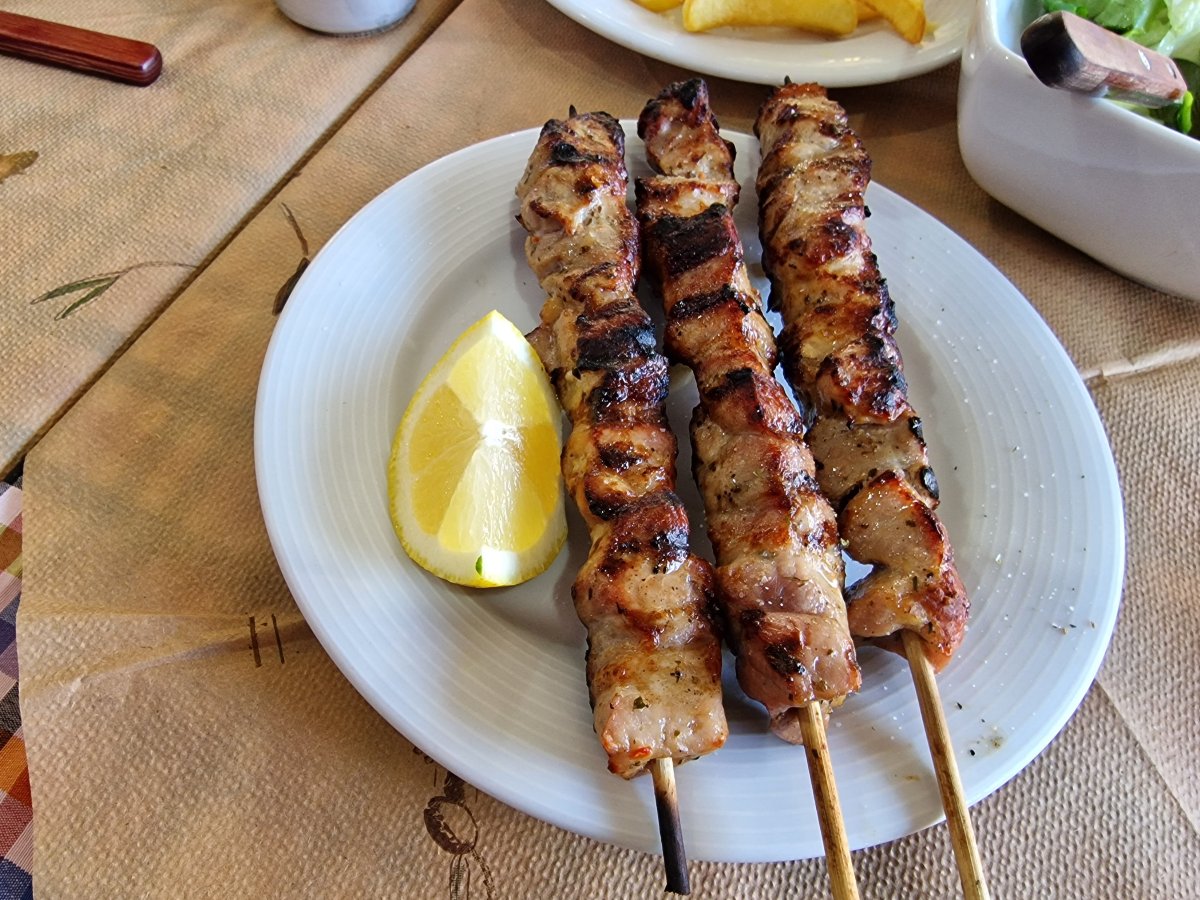 Tavernaki Tou Gamprou
