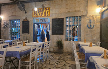 Taverna O Haris餐厅图片