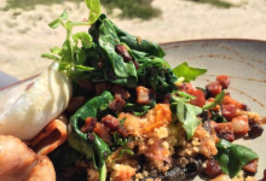 Beach Bums Cafe美食图片