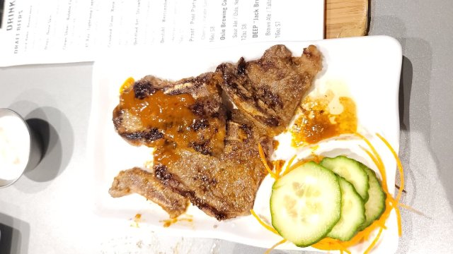 Izzy Pub & Sushi餐厅图片