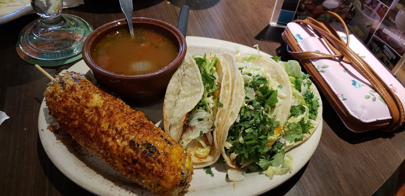 Salas Urban Cantina