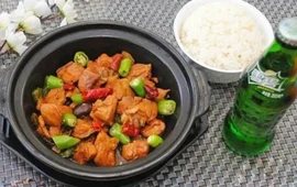 黄焖鸡米饭(南环路店)