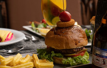 Captain Pirate Restaurant Cafe & Bar餐厅图片