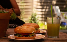 Good Life Café