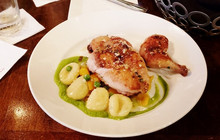 Tombo Grille餐厅图片