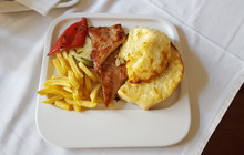 Restaurant Zlatni Bor餐厅图片