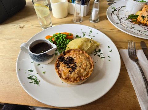 Horse & Hounds Restaurant