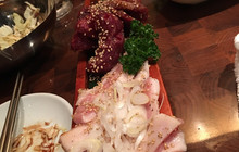 Sumibi Yakiniku Gyutsune Katsuta餐厅图片