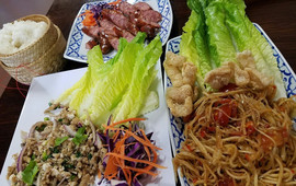 2 Rim Khong Restaurant