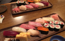 Yoroshiku Sushi Inagi餐厅图片