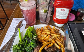 Cala's Restaurant