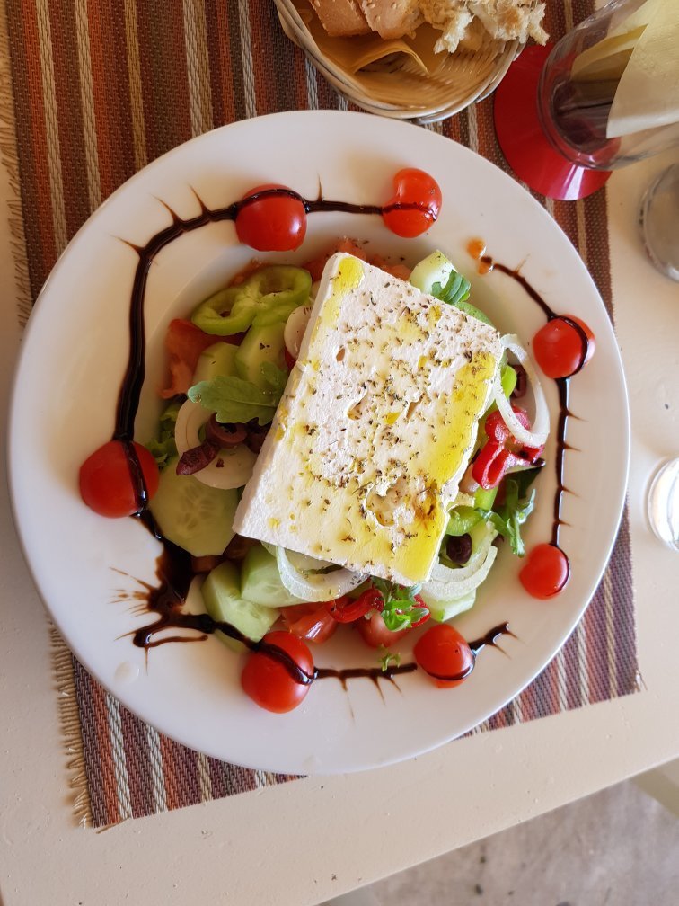 The Mylos: Restaurant Cafe Bar