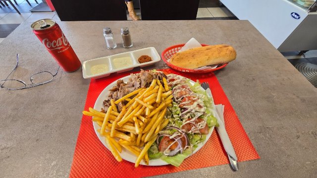 Elya Tacos Burger