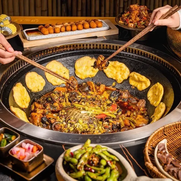 粮源柴火鸡(德缘店)